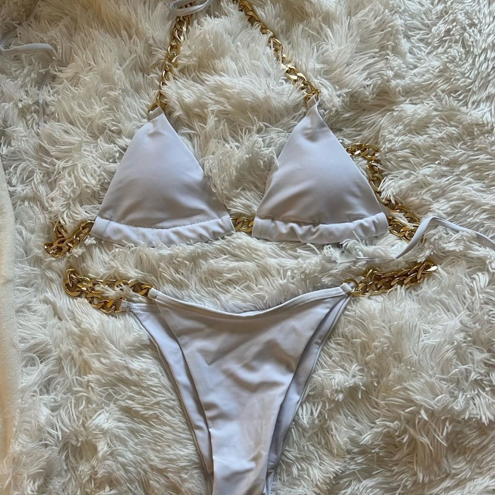AMAZON BIKINI